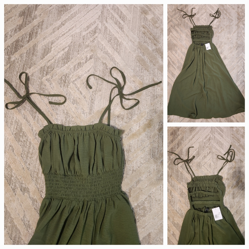 Forever 21 Green Spaghetti Strap Sundress Casual